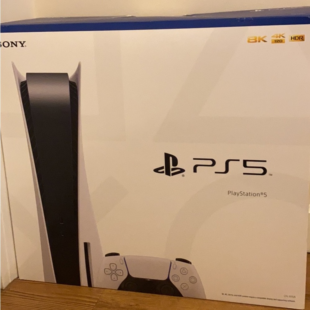 COPY - PlayStation 5 2 controllers 4 games